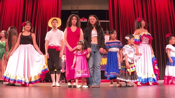 Noche Latina 2025 - Una celebración de la cultura, la canción y la danza hispana.