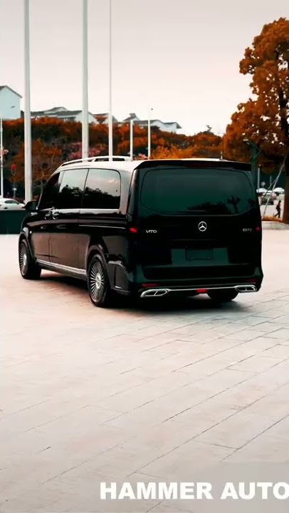 Luxury pilot's seat for commercial vehicles coming