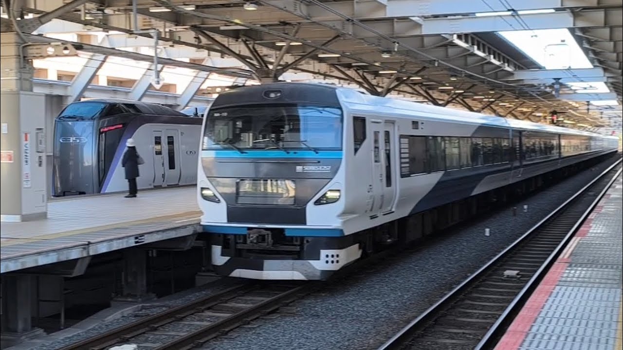 S103 回9081M E353系 S202編成 S103編成 臨時特急あずさ81号松本行・富士回遊81号河口湖行の送り込み回送 回送列車が国立駅3番線 ...