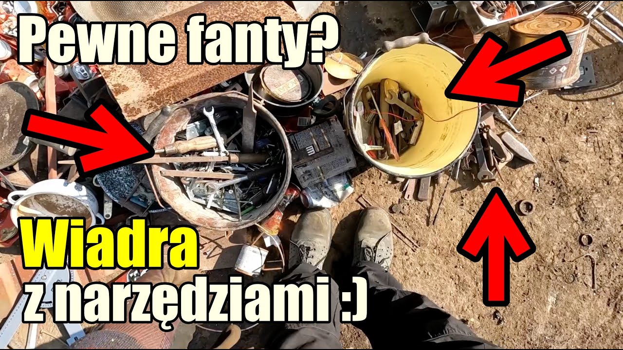 Straszne ilości złomu: wiadra narzędzi, giętarka, piła do drewna i masa nakrętek :)