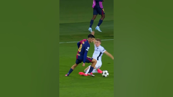 Another masterclass loading? 🧠  #fcbarcelona #skills #pedri