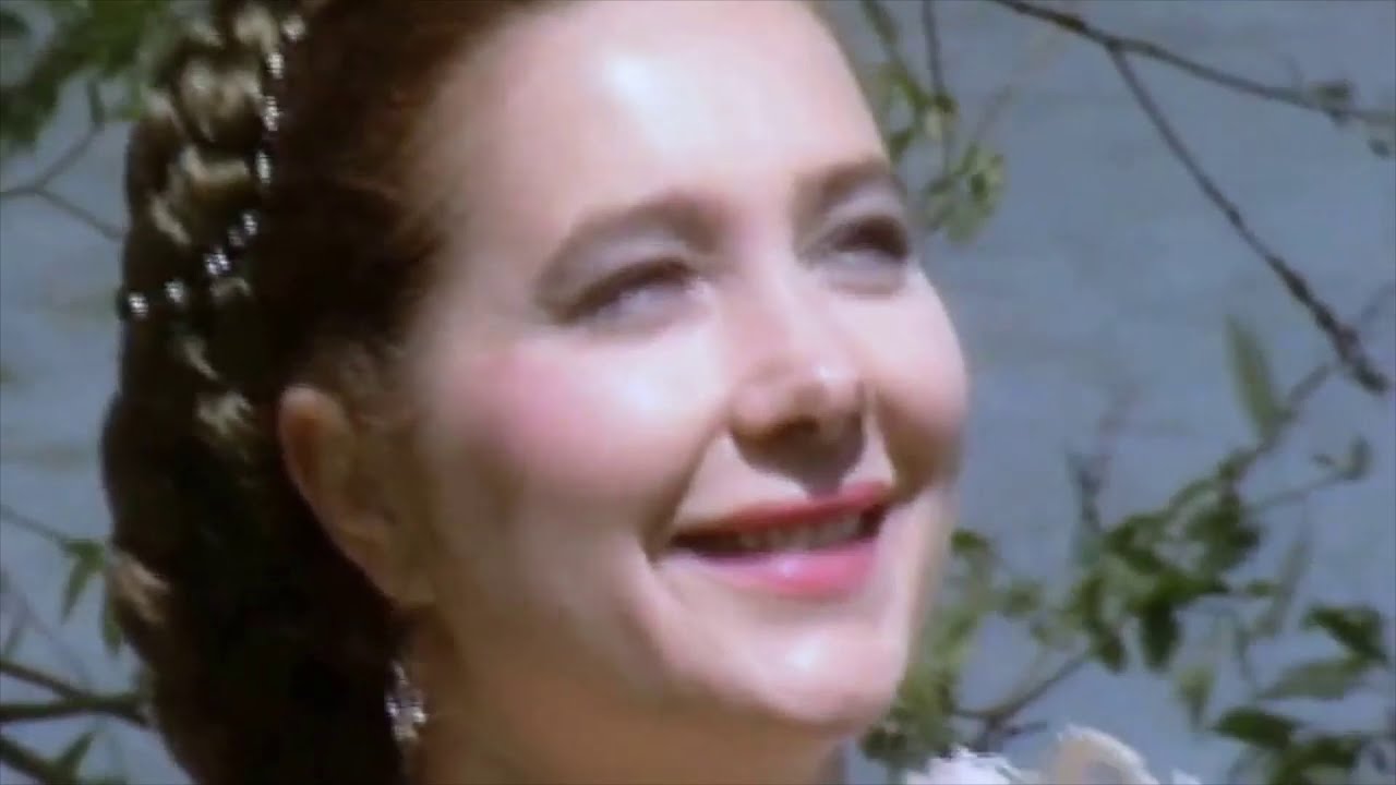 Russian song WILLOW GREEN / Canción rusa / Chanson russe / ロシアの歌 / IVUSHKA ZELONAYA