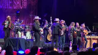 Video voorbeeld van "Old Crow Medicine Show. Ryman Auditorium. Nashville, TN. 31/12/2023. New Year’s Eve concert."