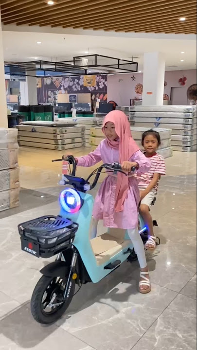 Bagus gak ya warna sepeda listrik nya?? #bestierara #sepedalistrik #raracantek #fypp