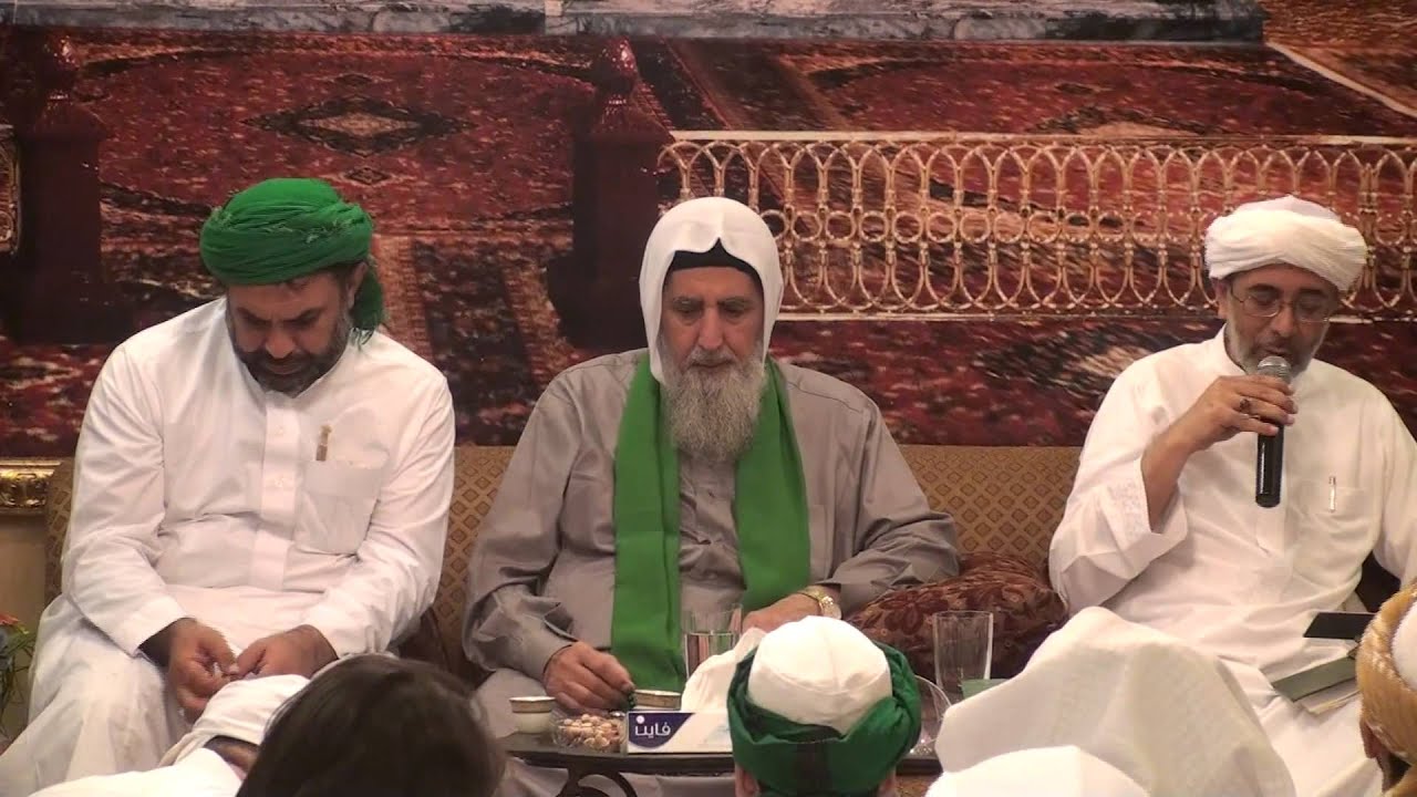 يا قبة الخضراء مالك