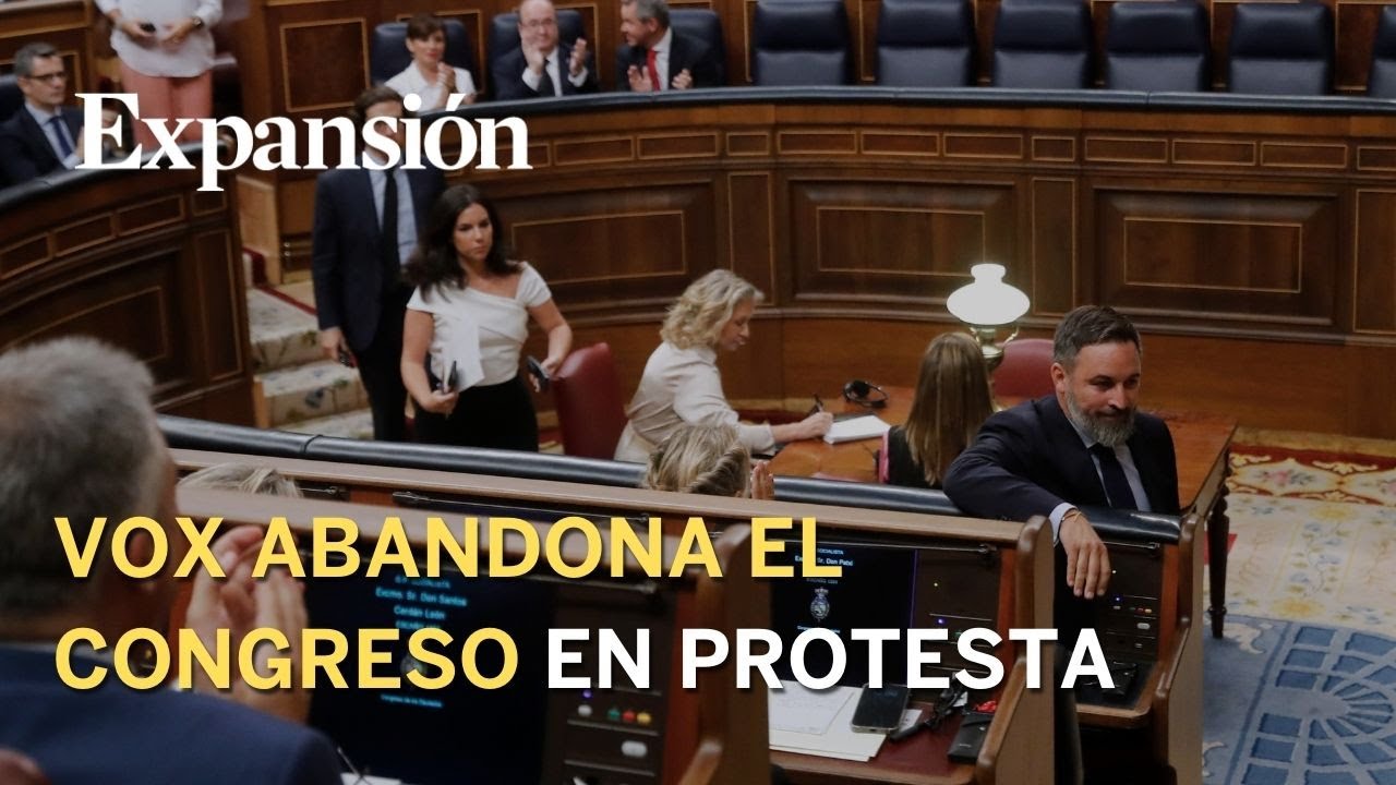 Vox abandona el Congreso en protesta por el uso de lenguas cooficiales