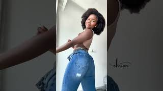 Menina Twerk Julio 2025 Dress Twerk