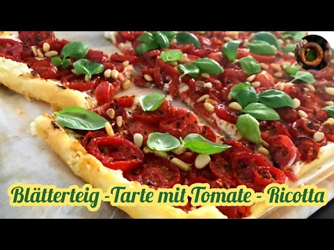 Video: Wie Man Tomaten-Ricotta-Pfannkuchen-Torte Macht