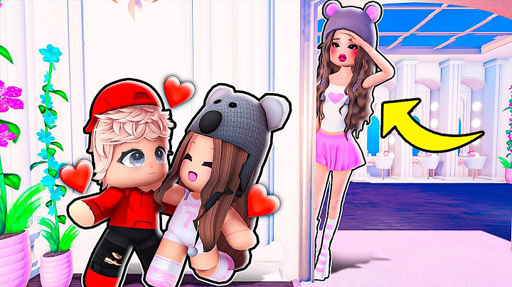 Baby ANGEL Plays WITH HER CRUSH in Dress to Impress!