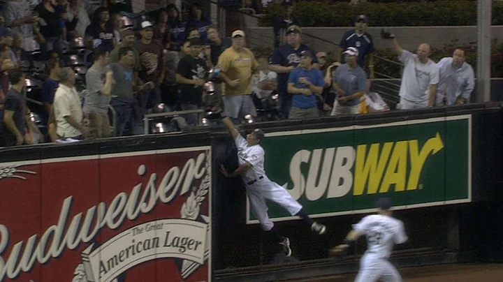 Will Venable's unbelievable catch robs a home run
