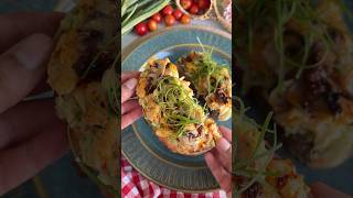 This Healthy Breakfast Toast is just too good 😍 Avocado Chilli Oil Egg Mushroom Toast 🥑🍄