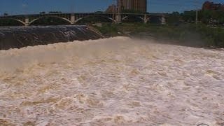 Severe storms and floodwaters battering the Midwest