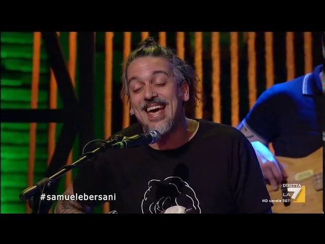 Samuele Bersani canta "Freak" dal vivo a Propaganda Live