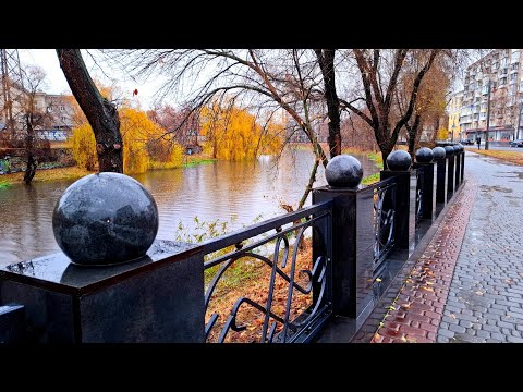 В Харькове ливень.