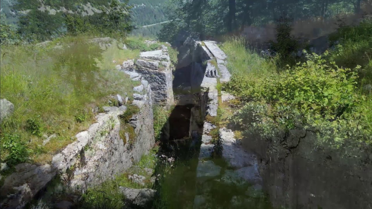 1075.- Bovec - celo.2^ linea austroungarica - trincea con cannoniere.in barbetta - Grande Guerra