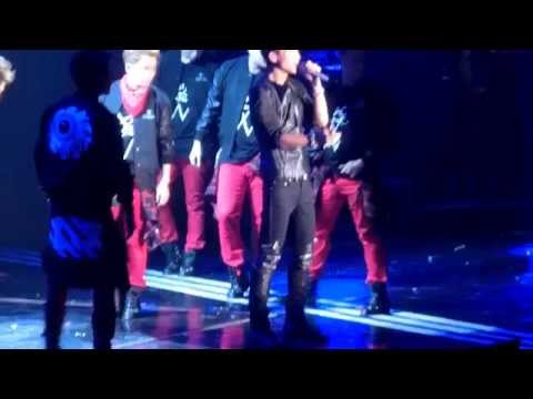 魏晨巡回演唱会广州站の好聽哭的&露肉尘埃