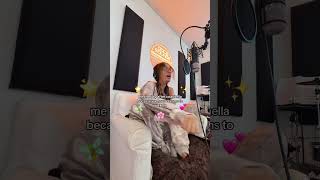 right back to it 🌸💌💕🎀 need a headliner?? #newmusic #popgirls #nikipatton #indiepop #singersongwriter