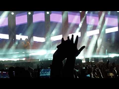 اغنية شوقنا اكتر من حفلة عمرو دياب في مارينا