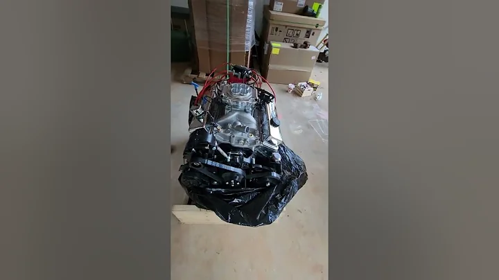 Blueprint 436 HP 383 Dressed LongBlock with Fuel Injection Un-Boxing.