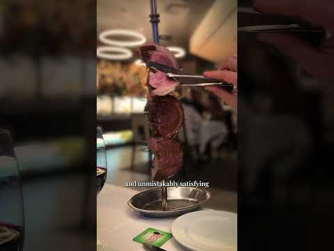 How do you stop the meat at rodizio? | Galpão Gaucho