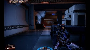 Mass Effect 2 gameplay: fighting and hacking (HD)