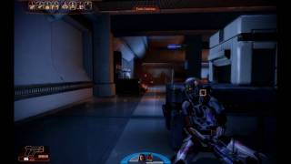 Mass Effect 2 gameplay: fighting and hacking (HD)