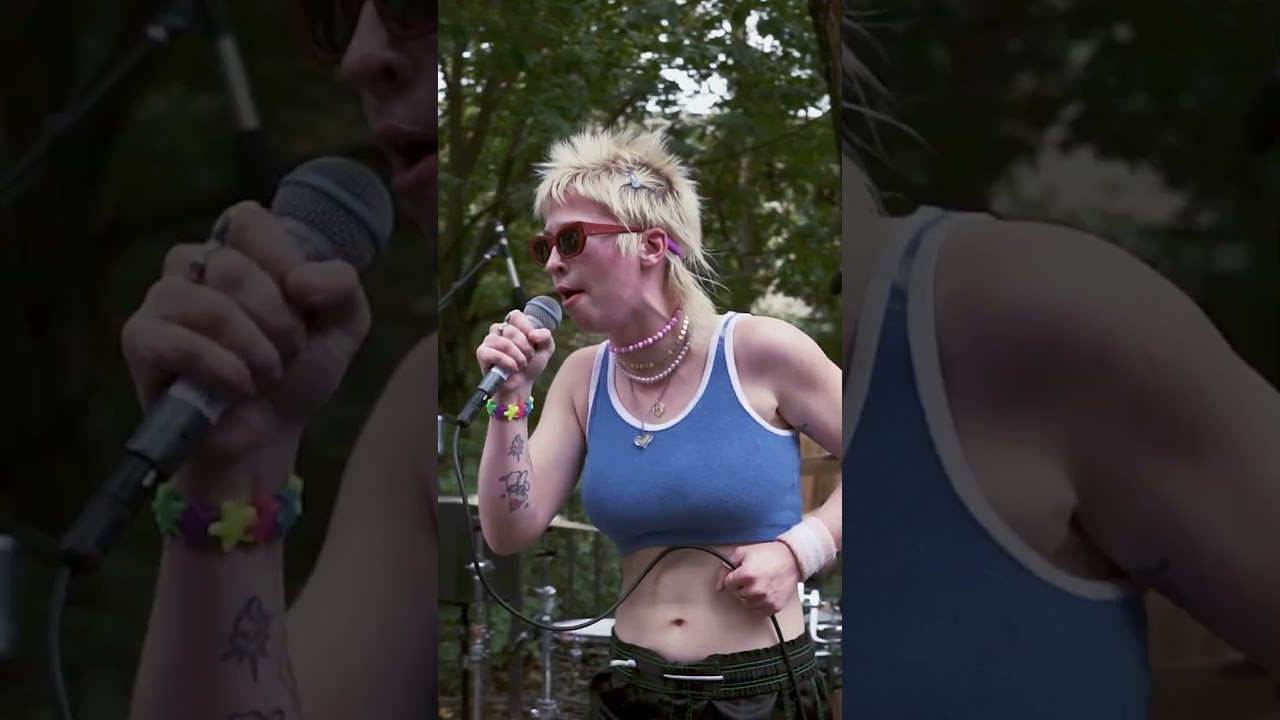 Mira 95 Bulls - "When You Fall" live in NYC | (MadNiceTV) #trendingshorts #music #punk en YouTube Mira 95 Bulls - "When You Fall" live in NYC | (MadNiceTV) #trendingshorts #music #punk en YouTube