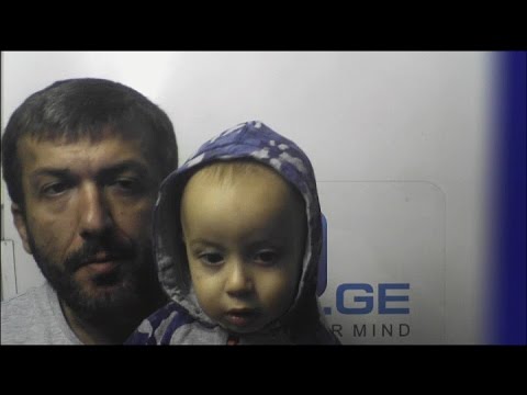 ტატო და დემეტრე ხაბაზიშვილები ახლობლებს ესაუბრებიან