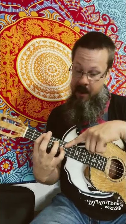 Bb5 ukulele chord inversions #howtoplayukulele #wagohowardhanahou