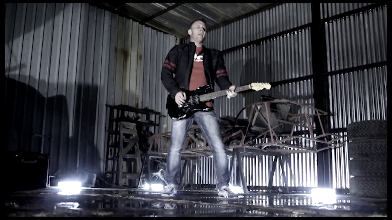 Agter Elke Man   Du Preez