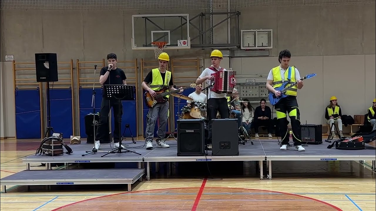 Gradbeniki - Felicita