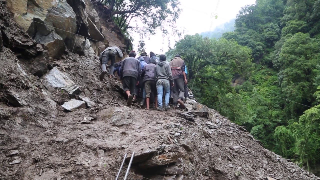 Life at risk during reconstruction of flood relief