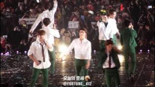 160114 서울가요대상 EXO, 대상 받고 Love Me Right 앵콜 & 단체 포토타임 (FULL FOCUS) 럽미라 부르는 엑소 행복해보여♡