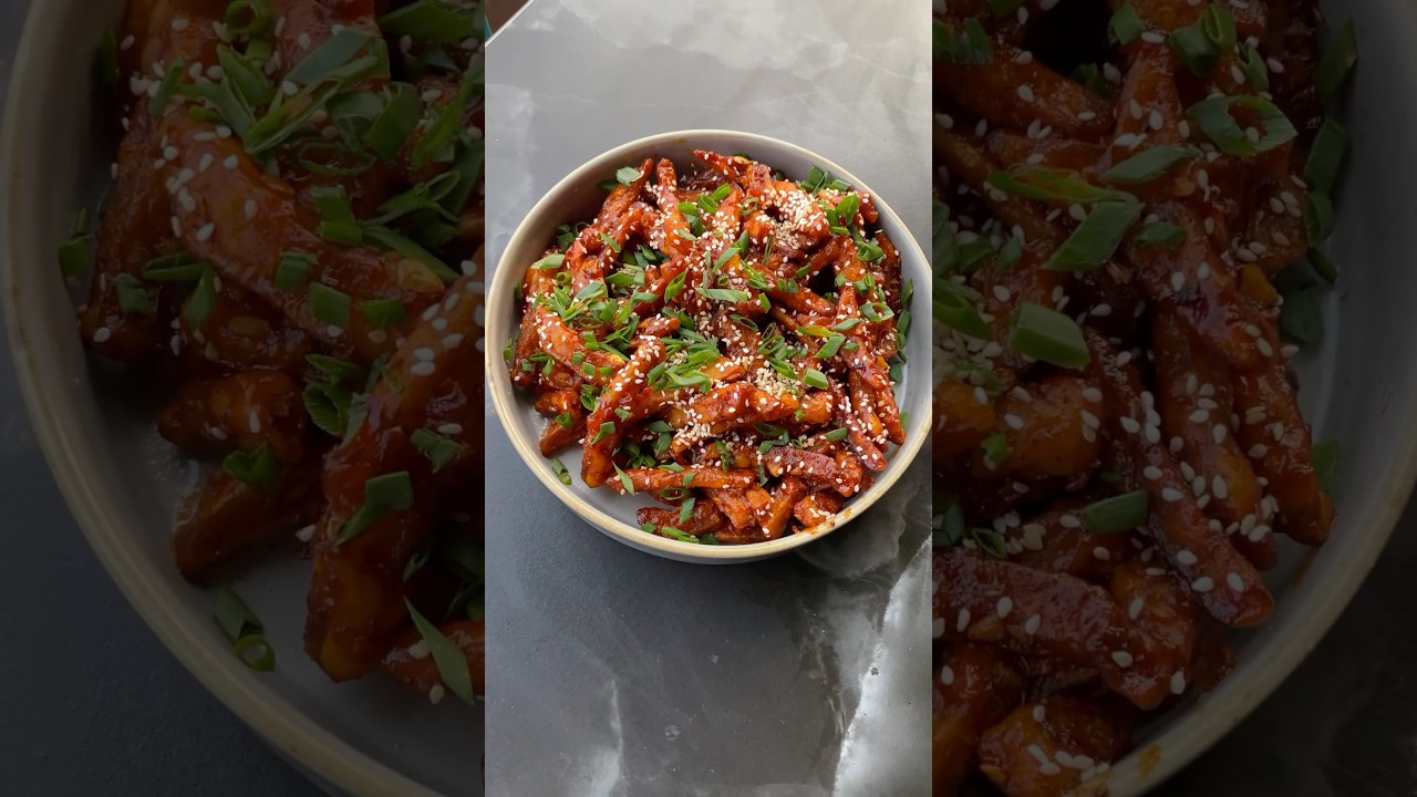 Noida ka newly opened cafe in Garden Galleria | Big Boys Lounge | 