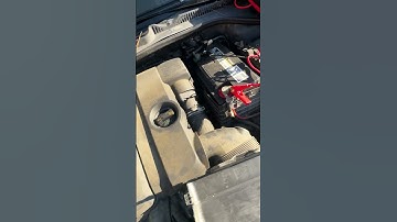 Everything comes on on the side but wont start ?🤔 #themobilemechanic757