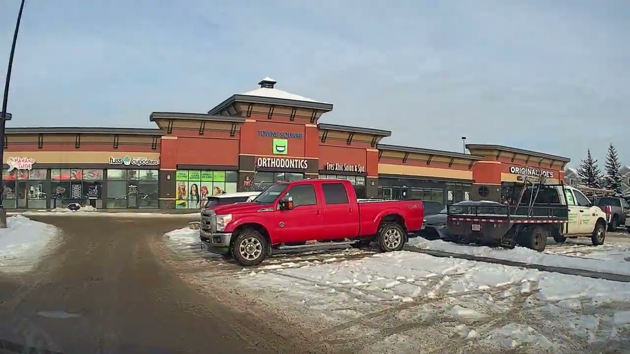 Driving in Snowy City 0129