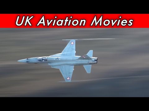 F-5 Tigers live gun fire at Axalp 2013