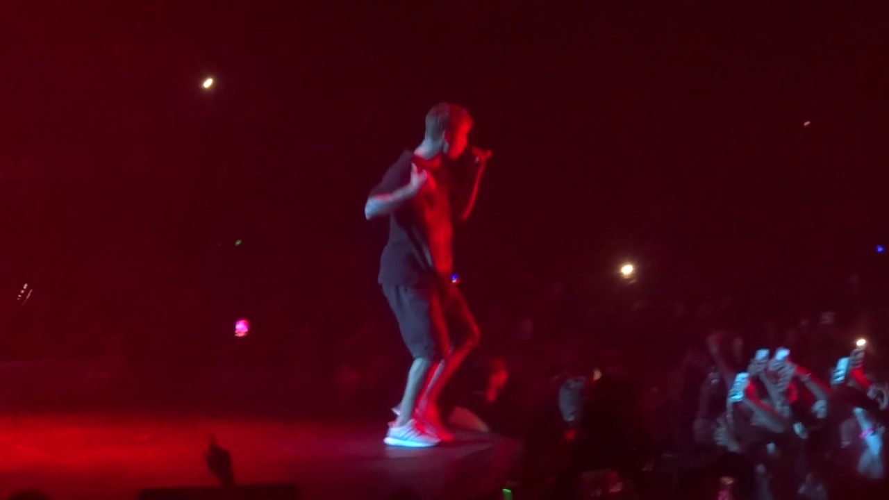 Justin Bieber - Hold Tight - Purpose Tour Sheffield Arena 2016