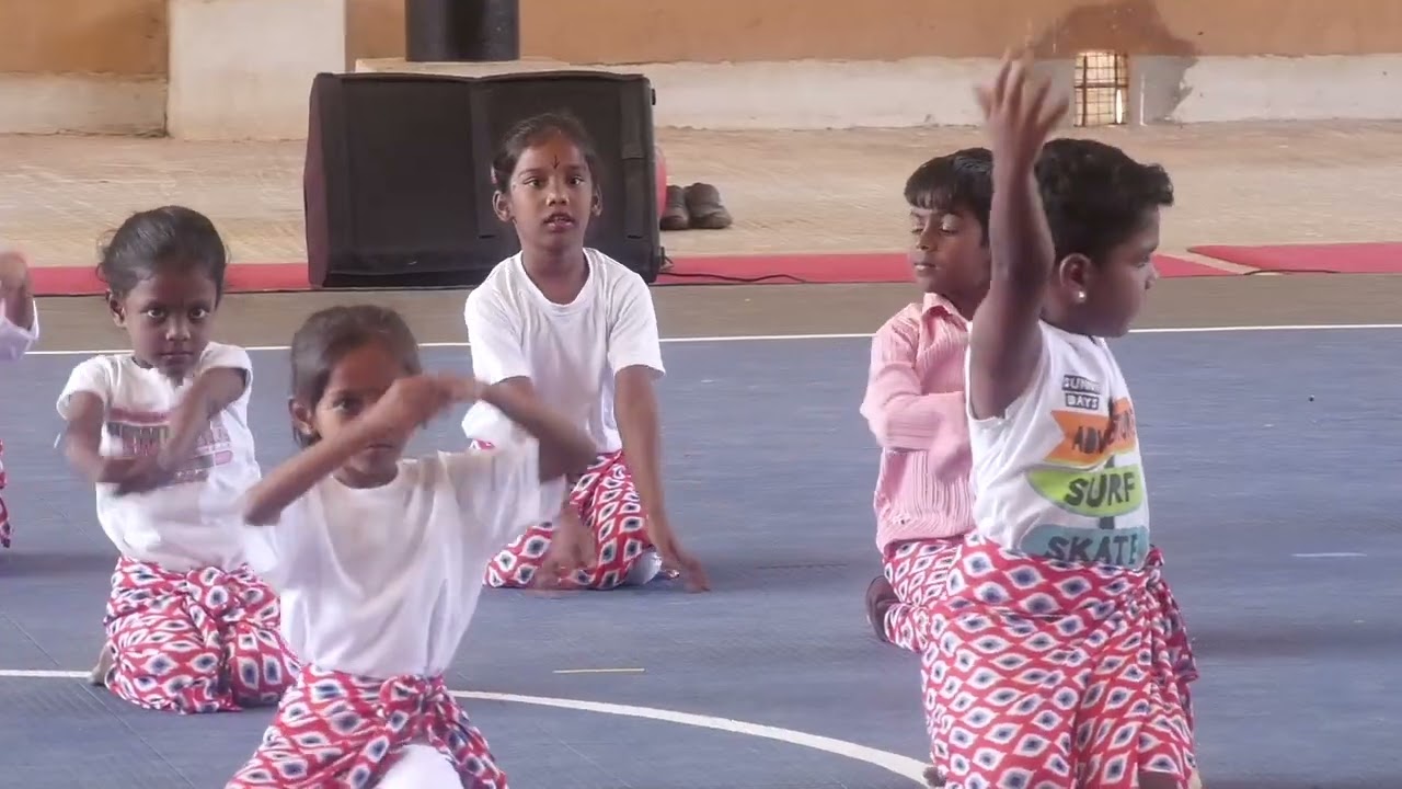 WORKERS OF THE WORLD Song 01