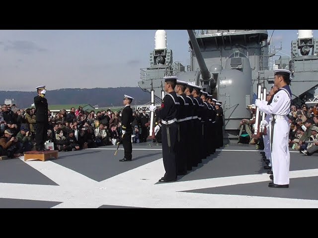特21889／昭和7年上海事変 江湾鎮で敵の堀つた塹壕を進行
