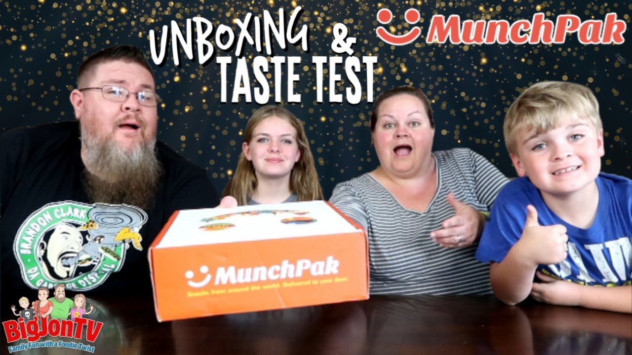 February MunchPak Unboxing and Tasting || Foreign Food Friday