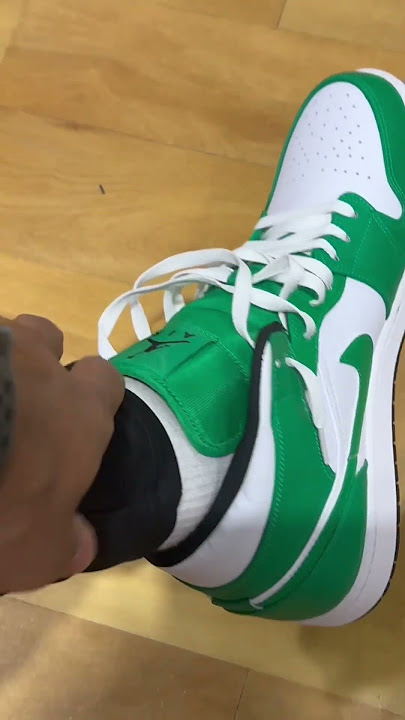 Jordan 1 Low Lucky Green #sneakers #nike #jordan #jordan1 #shoes #shorts #fyp