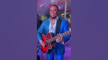 Thumbnail of Anthony Santos Encendido Con La Guitarra 😂
