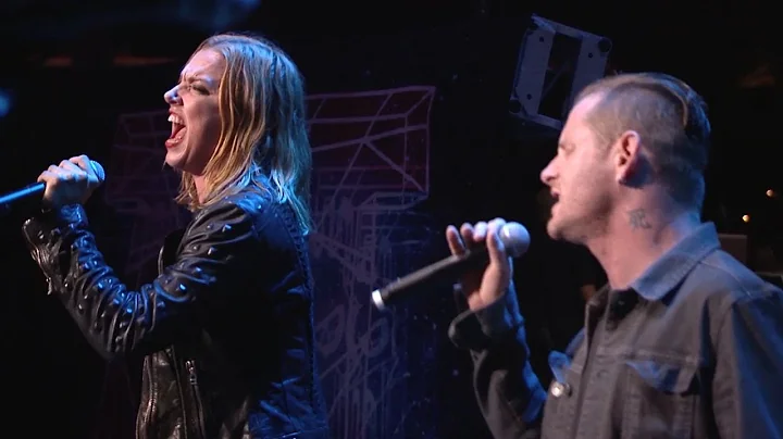 APMAs 2015: Halestorm and Corey Taylor cover "Hung...