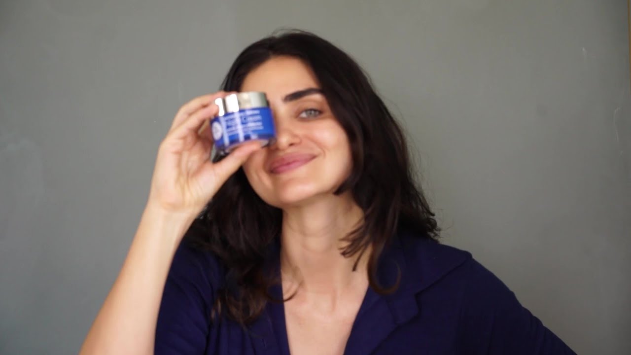 Age Control Night Cream | Skincare | The Moms Co.