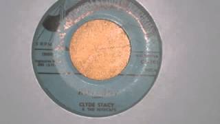 Download Lagu Clyde Stacy \u0026 The Nitecaps - Hoy Hoy MP3