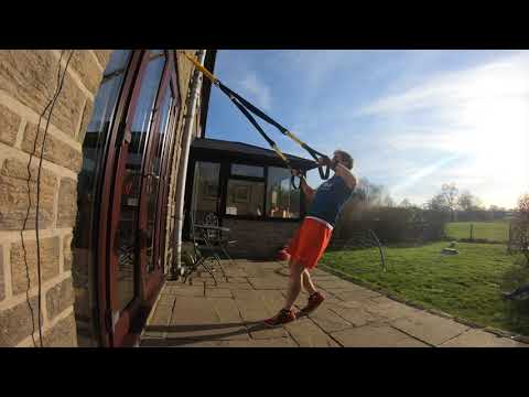 TRX Row offset stance