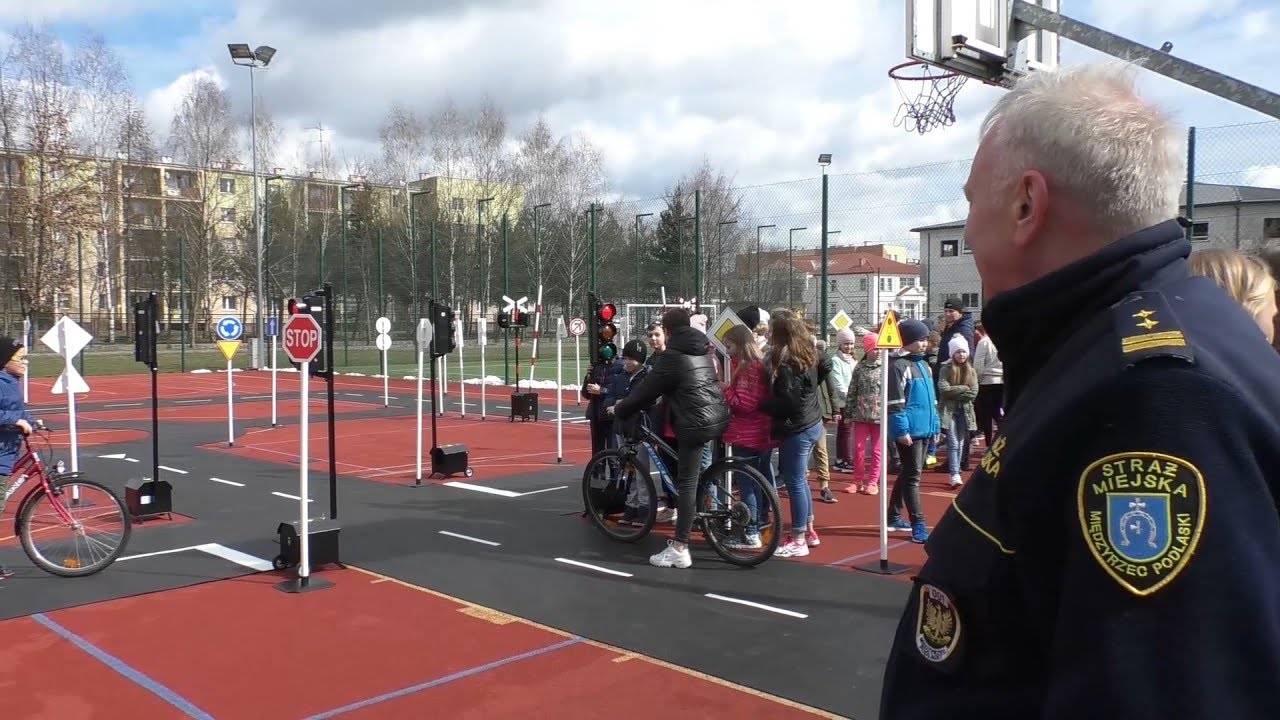 Międzyrzec Podlaski: Prezentacja Mobilnego Miasteczka Ruchu Drogowego