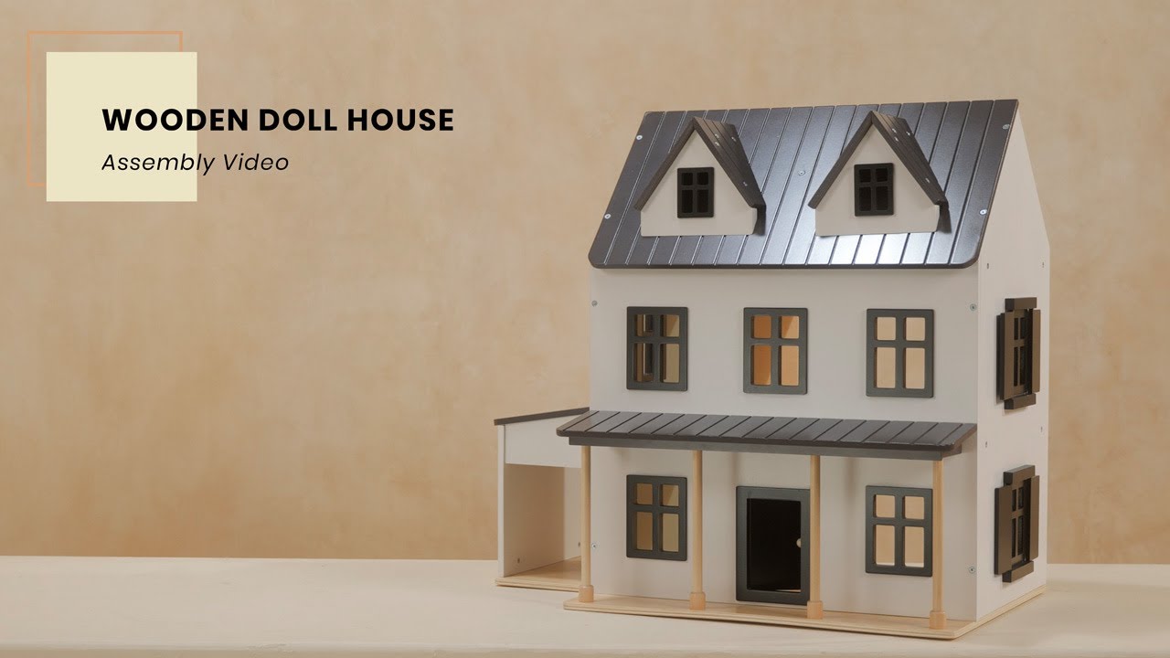 Wooden Doll House – Coco Village