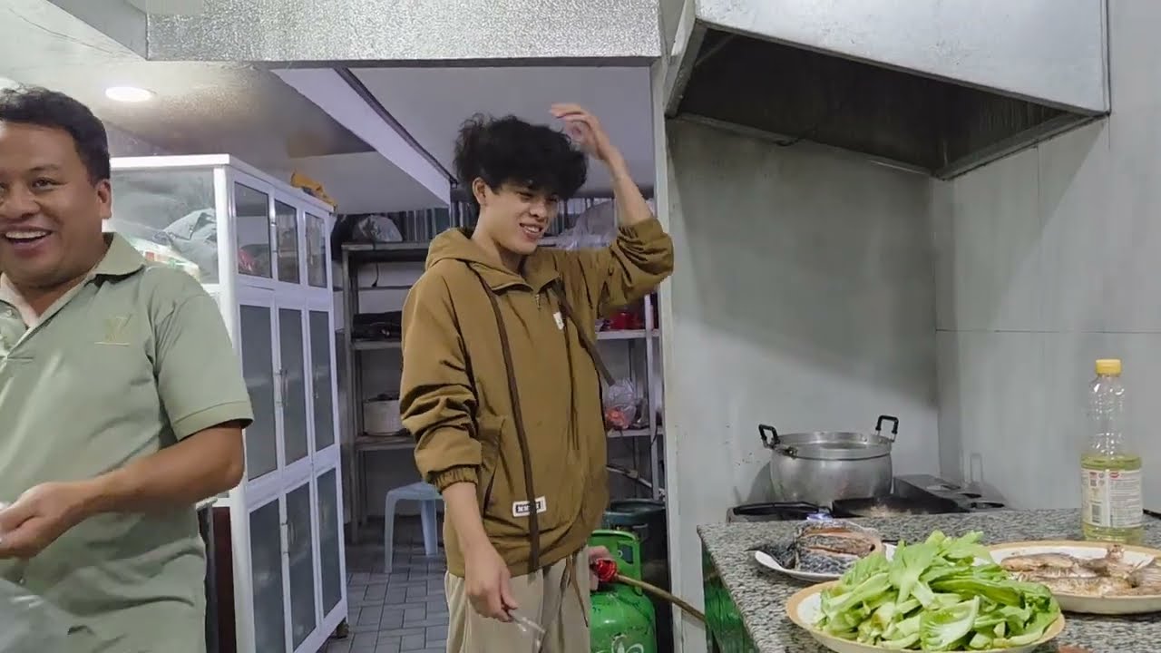 peb cov txiv tub uq hmo noj is 08/14/2025